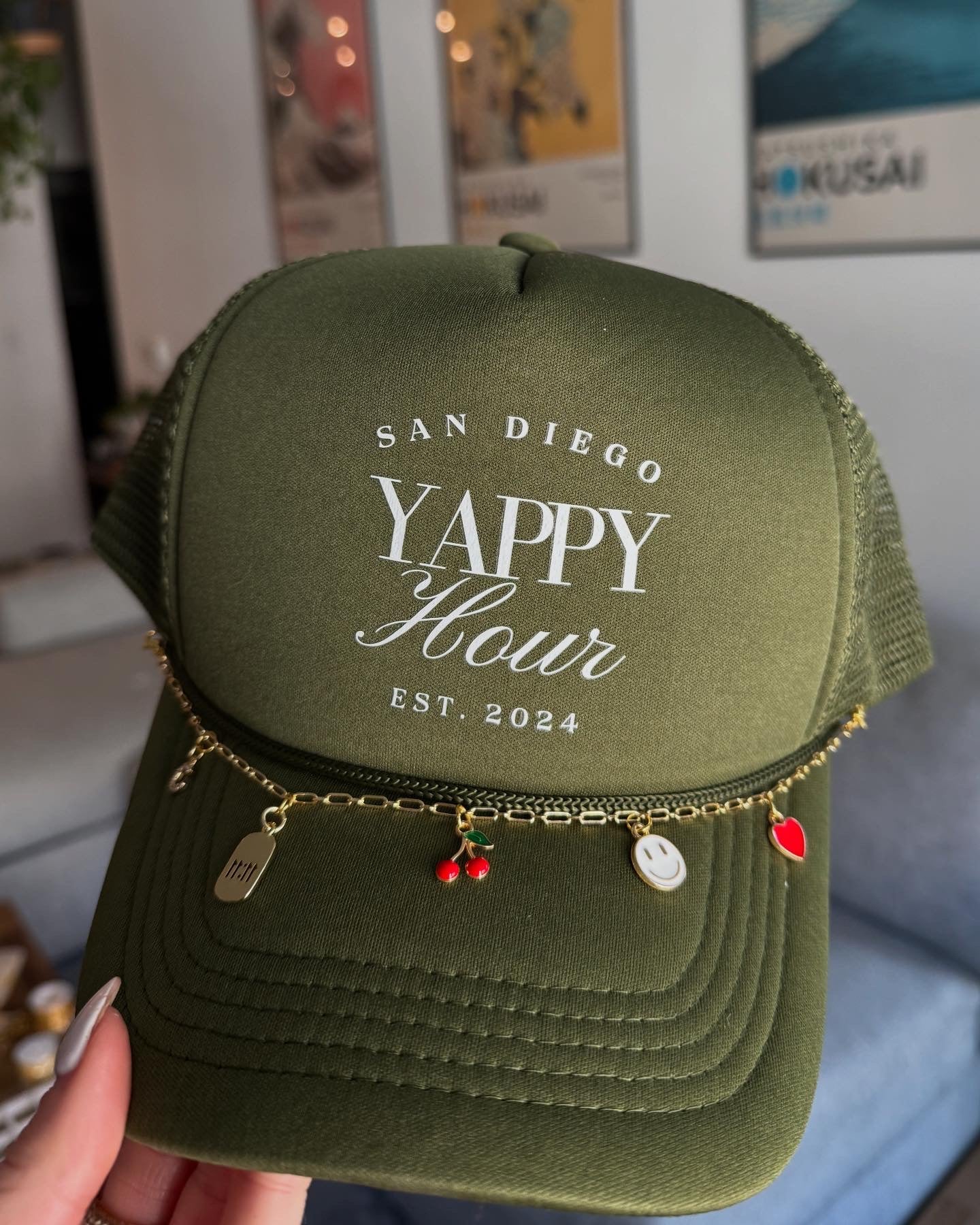 Chain Charm - WITH HAT